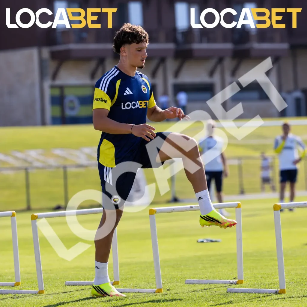 Fenerbahçe'de Yeni Dönem: İsmail Kartal, Dirk Kuyt ve Aziz Yıldırım 2 Fenerbahçe 2026-2027 sezonu ilk antrenman, Topuk Yaylası